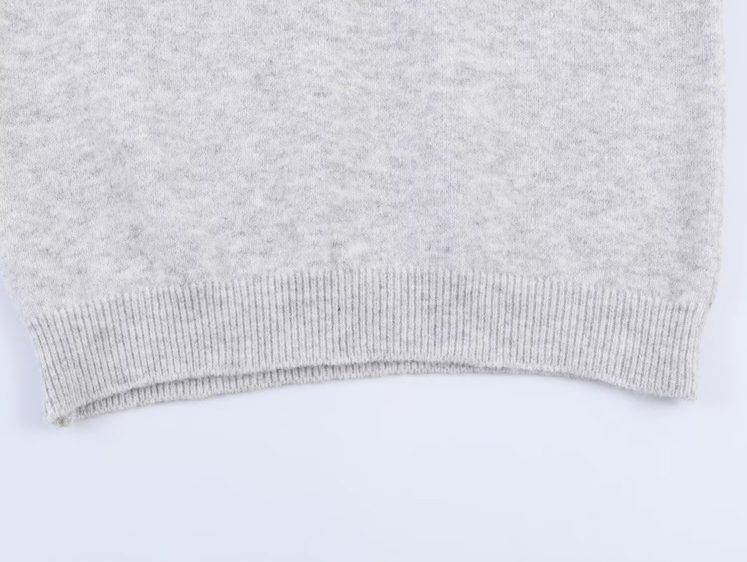 Women's casual long sleeved knitted polo shirt
