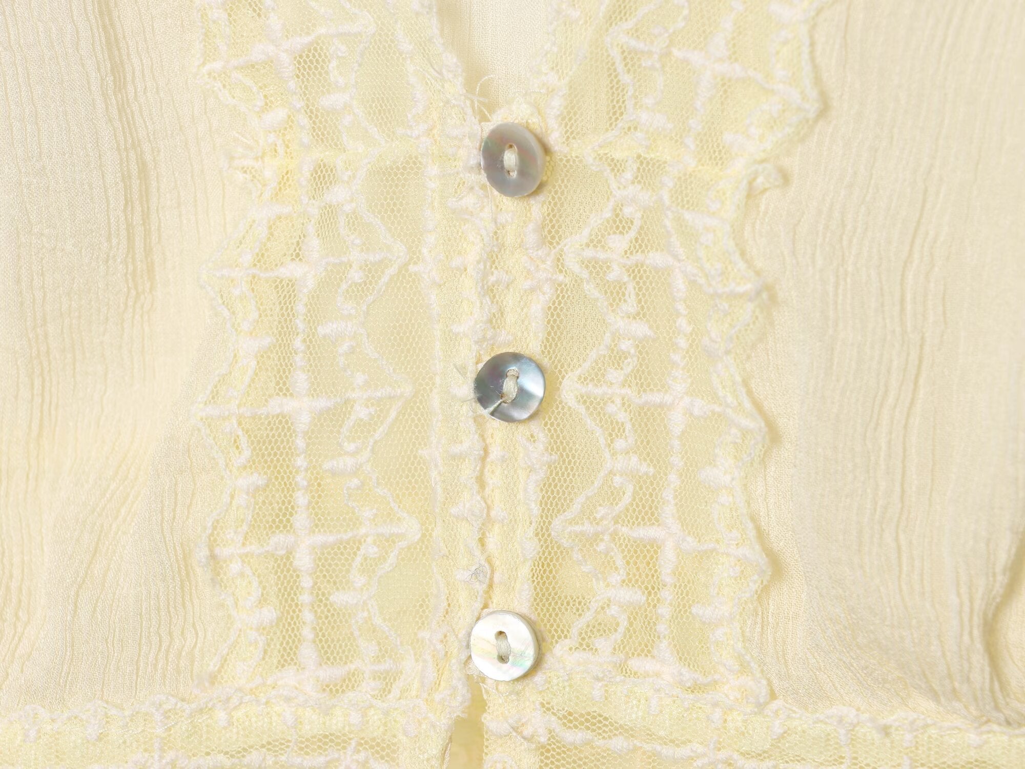 Women's slim V-neck lace chiffon shirt