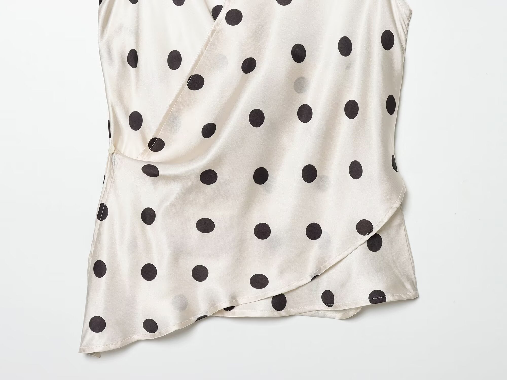 Women's Satin textured polka dot hanging neck top