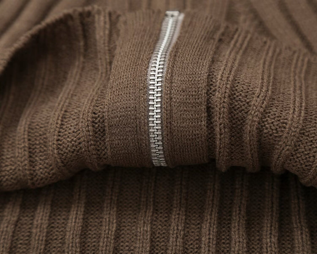 Women's sleeveless ribbed knitted vest