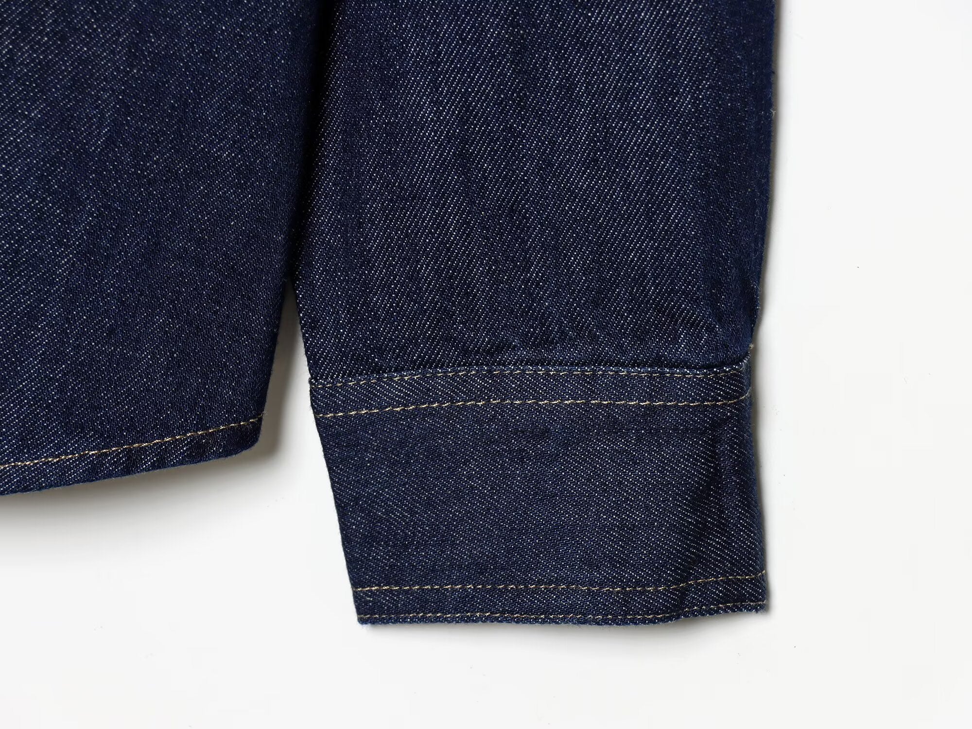 2026 Women's loose long sleeved denim shirt