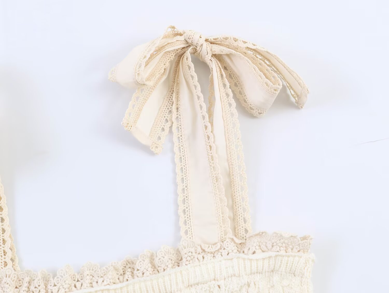 Women's bow decoration knitted top
