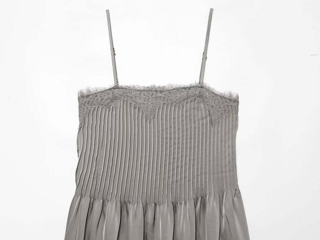 Women's pleated decorative lace suspender dress