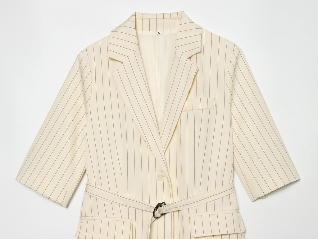 suit Women's 2 pieces five quarter sleeve lace up  Blazer Coat+shorts