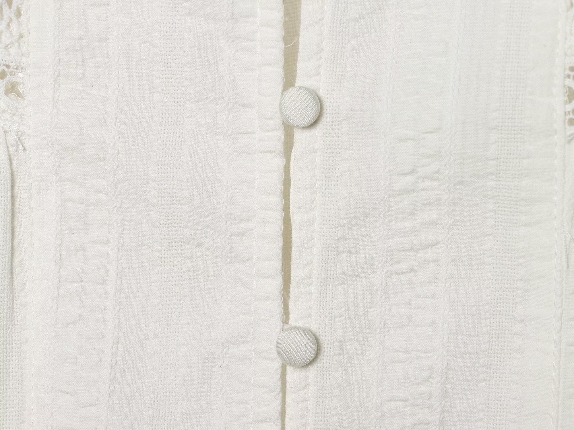Women's pleated lace decorative casual shirt