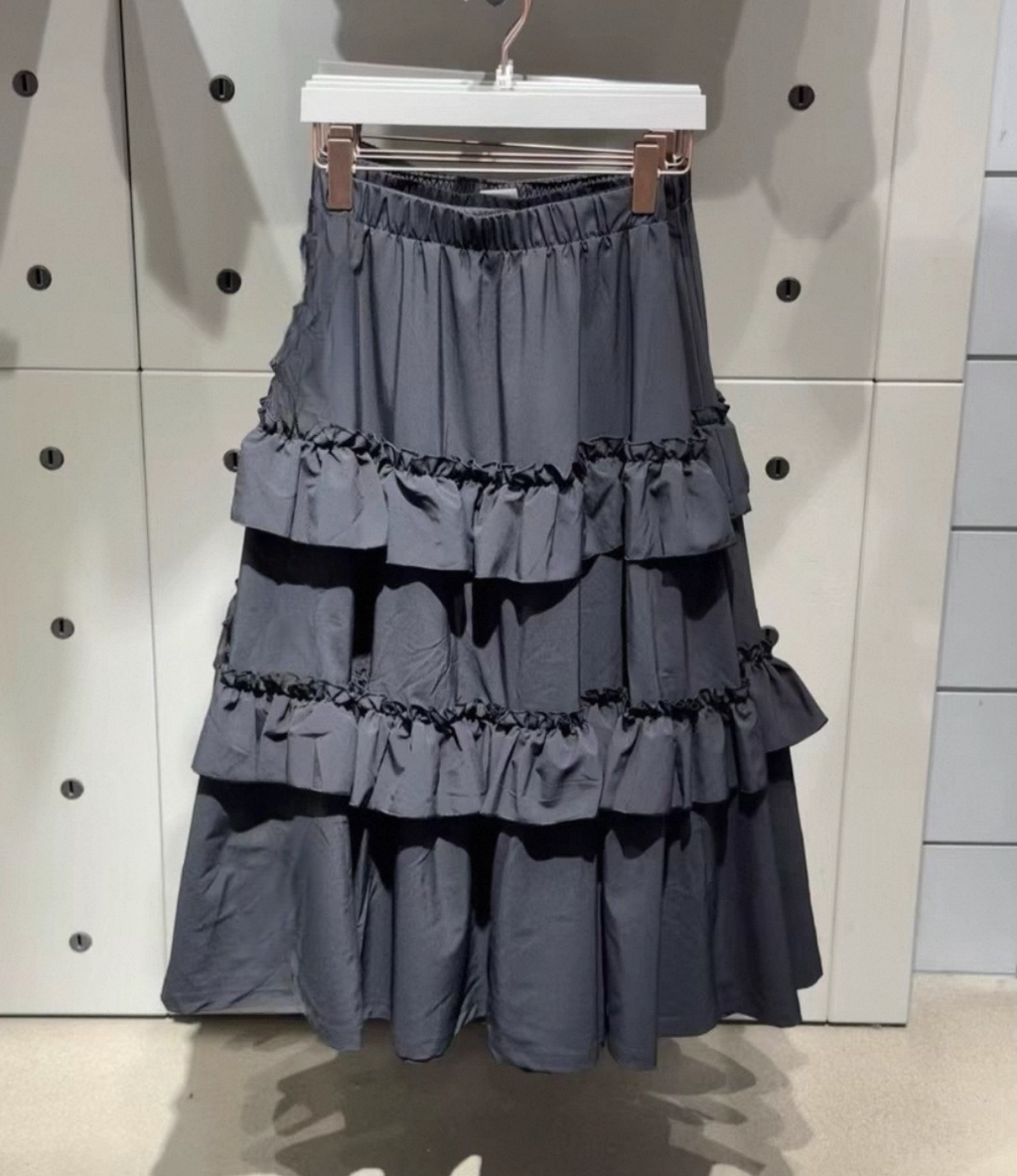 2026 women's new casual lace design long skirt