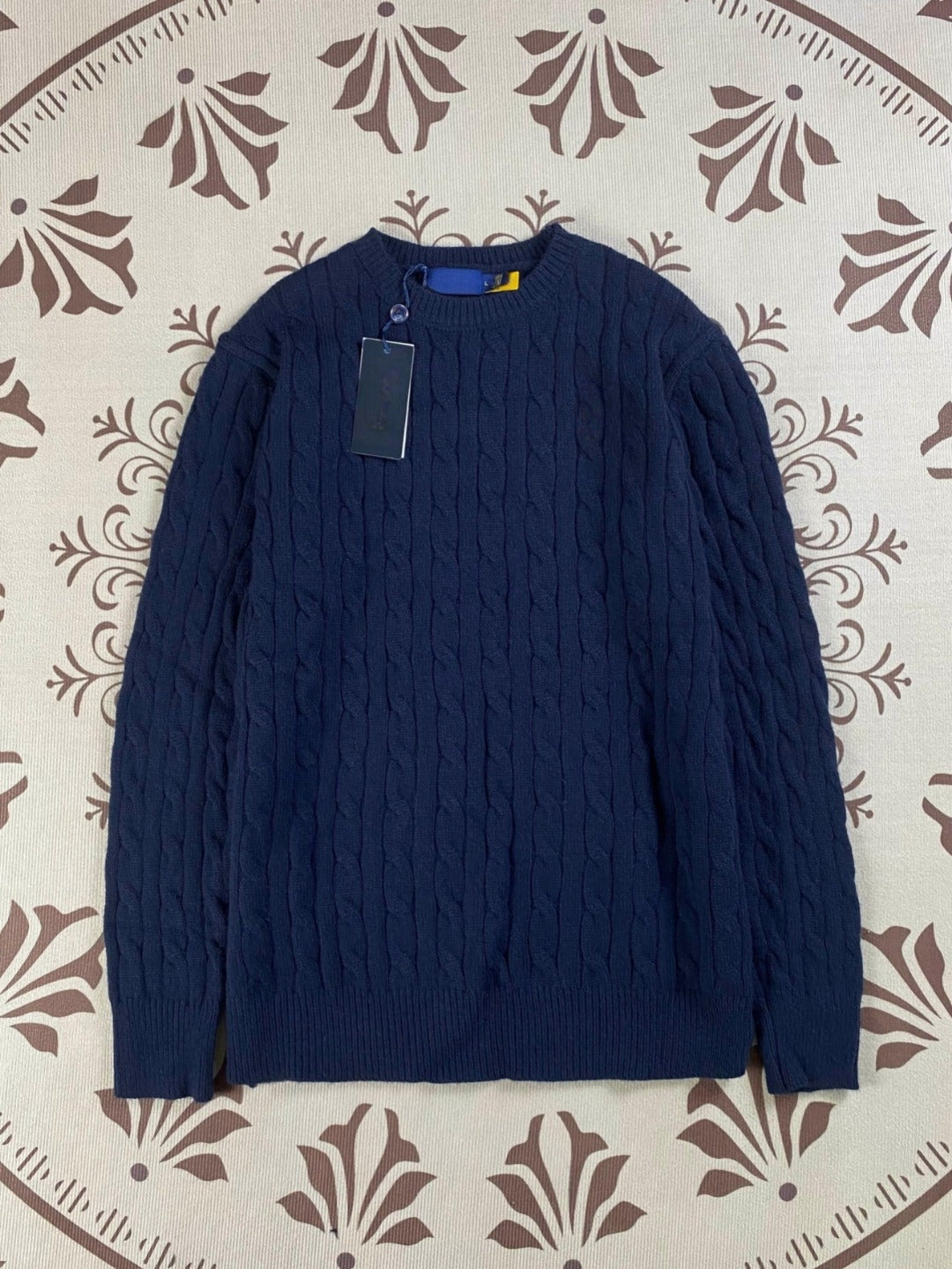 Men's and women's Joker Embroidery Knitted O-neck Sweater Knitwear