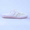 Women's new woven hollow leisure slippers have a shoe box